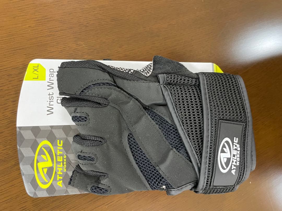 グローブ　筋トレ用手袋　Everlast 新品 L サイズ