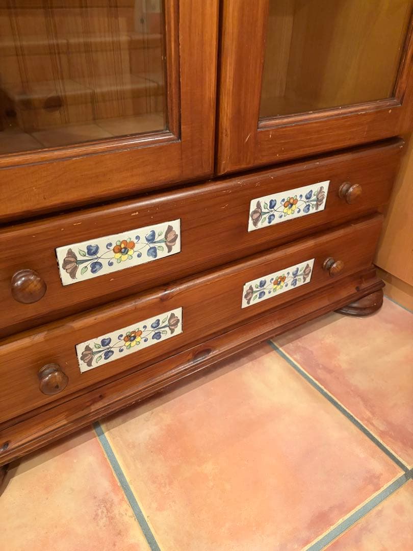 アクタス取扱　スペイン　タイル　書棚　本棚