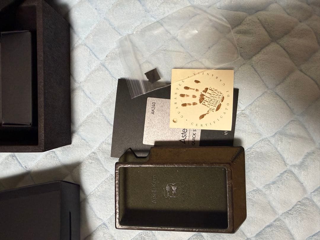 Astell&Kern AK240デジタルオーディオプレーヤー