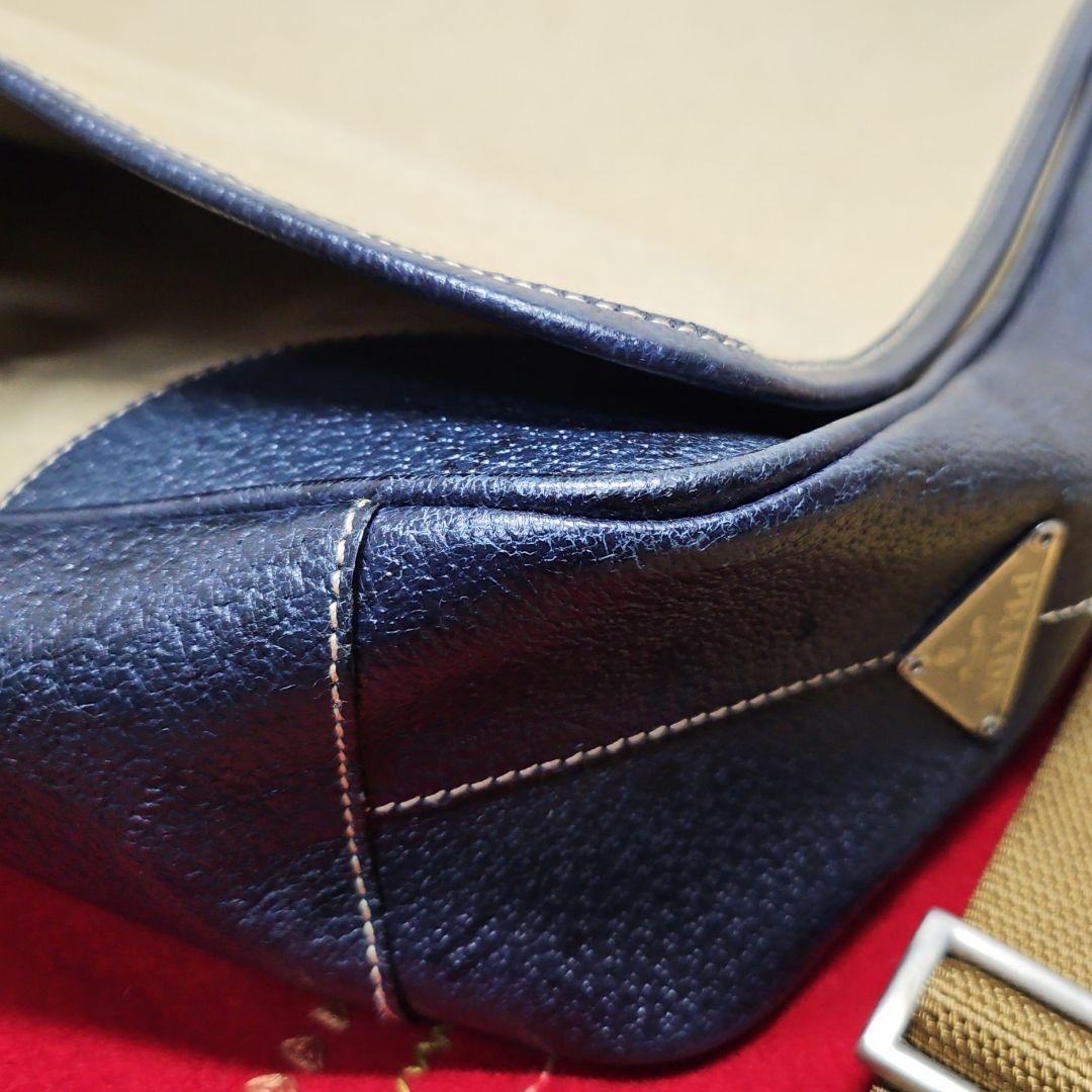 PRADA プラダ メッセンジャーバッグ ショルダーバッグ 3角ロゴ 希少