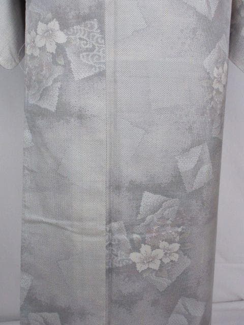 新古品！白大島紬＊７マルキ＊本場大島紬＊色紙文＊着物＊１５９ｃｍ＊裄６３