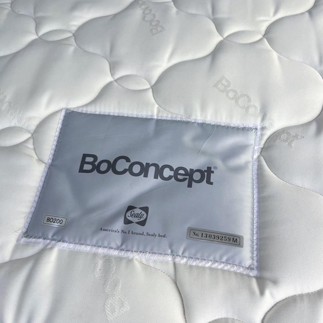 取付無料！ボーコンセプト シーリー おしゃれホワイトダブルマットレス✨