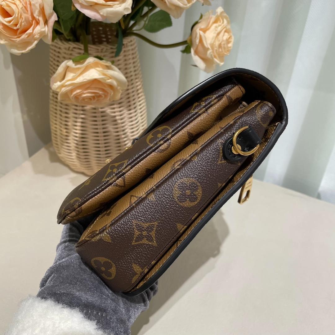 Louis Vuittonリバース ポシェット メティス M41465