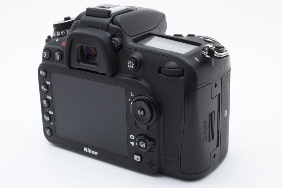 ほぼ新品 ニコン Nikon D7200 ボディ 《ショット数709回》1109