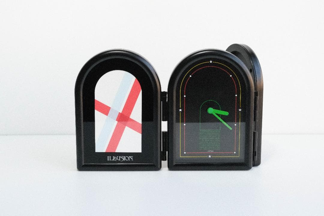 置き時計　写真立て　ポストモダン　ミッドセンチュリー　スペースエイジ