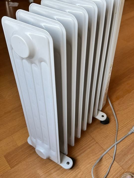 デロンギ　ラジエターヒーター