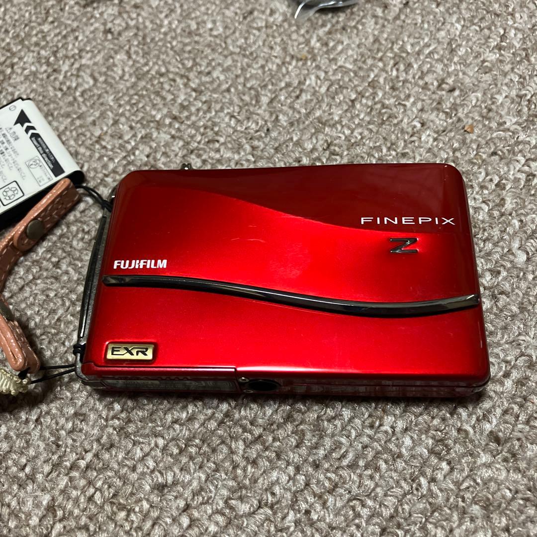 FUJIFILM FINEPIX Z800EXR レッド　ケース付