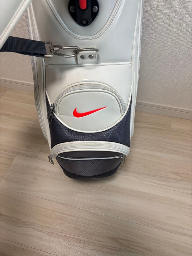 NIKE キャディバッグ　ゴルフ（キャディバッグのみ）