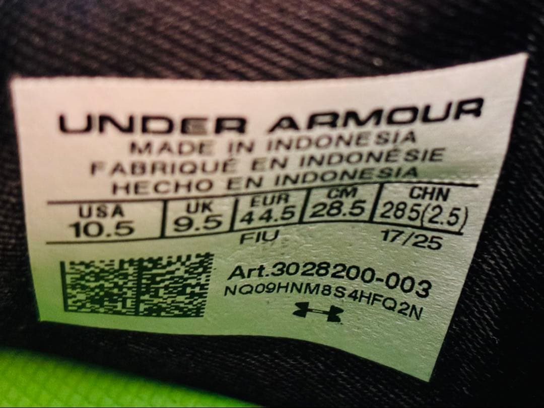 ⭐︎希少未使用⭐︎UNDER ARMOUR SPOTLIGHT PRO 2025 黒