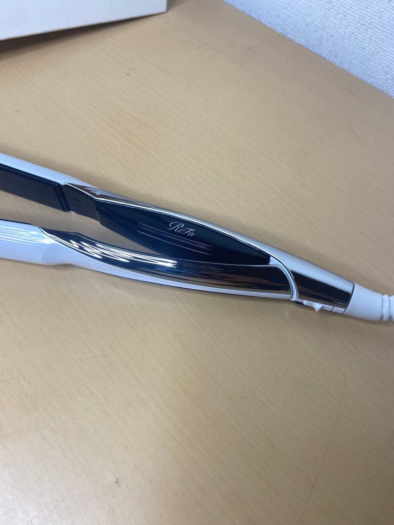 ✨ReFa BEAUTECH ストレートアイロン 2023年製