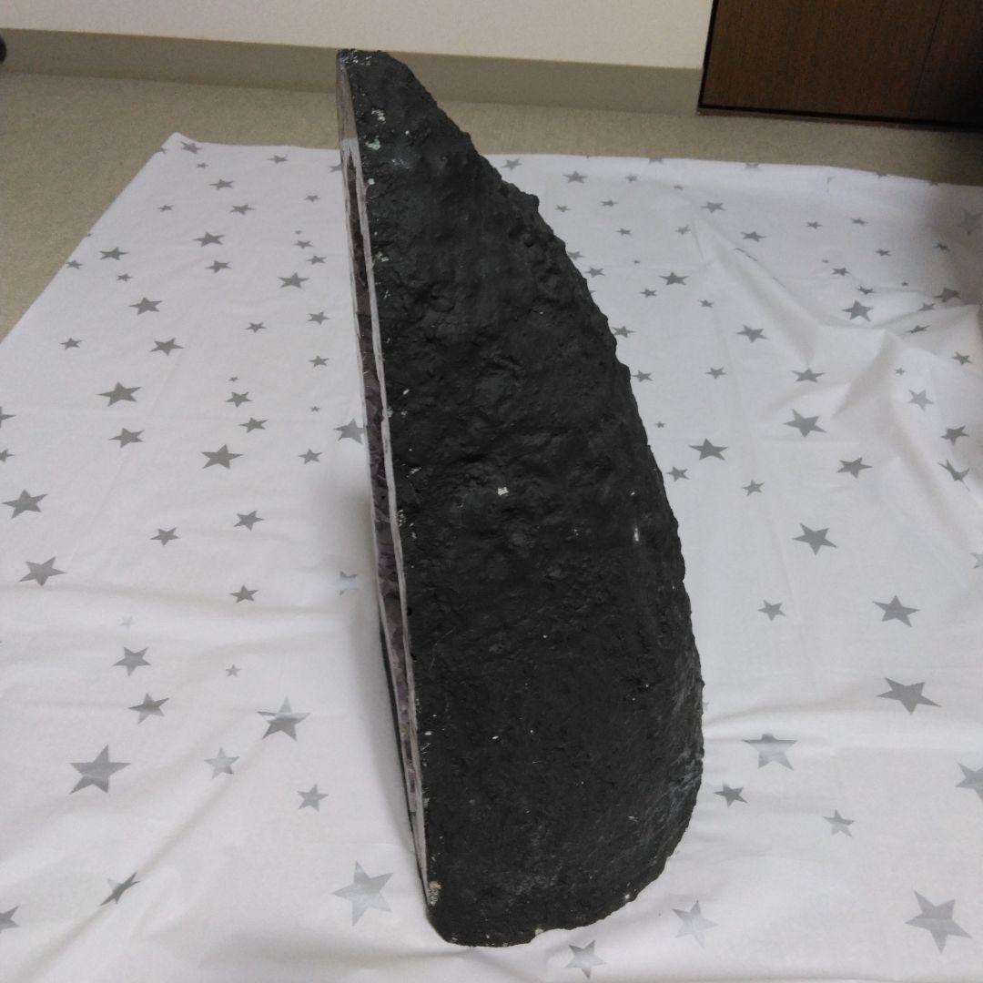 アメジストドーム　14㎏　37㎝　紫水晶