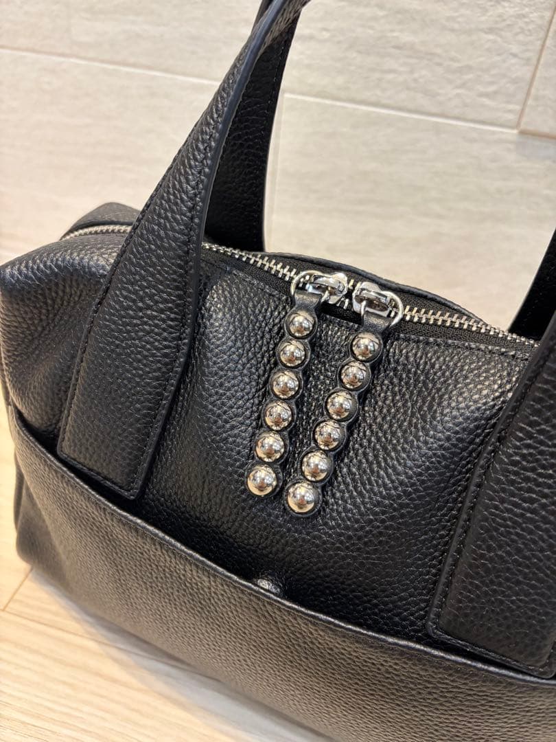 ear PAPILLONNER スタッズボストンバッグ イアハピヨネ