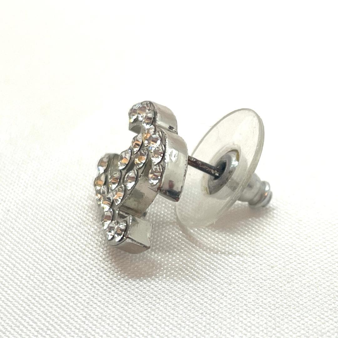 Y512-332 シャネル ココマーク ラインストーン ピアス シルバー 片耳