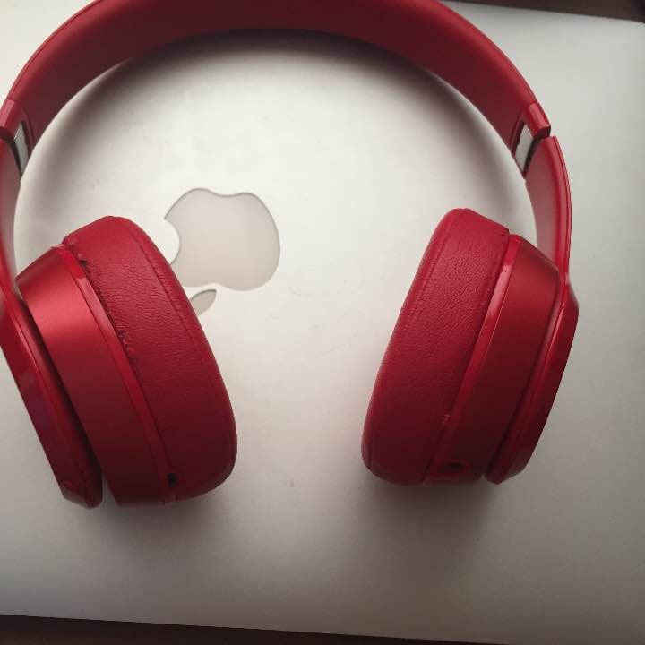 ヘッドホン Beats solo 2 wireless