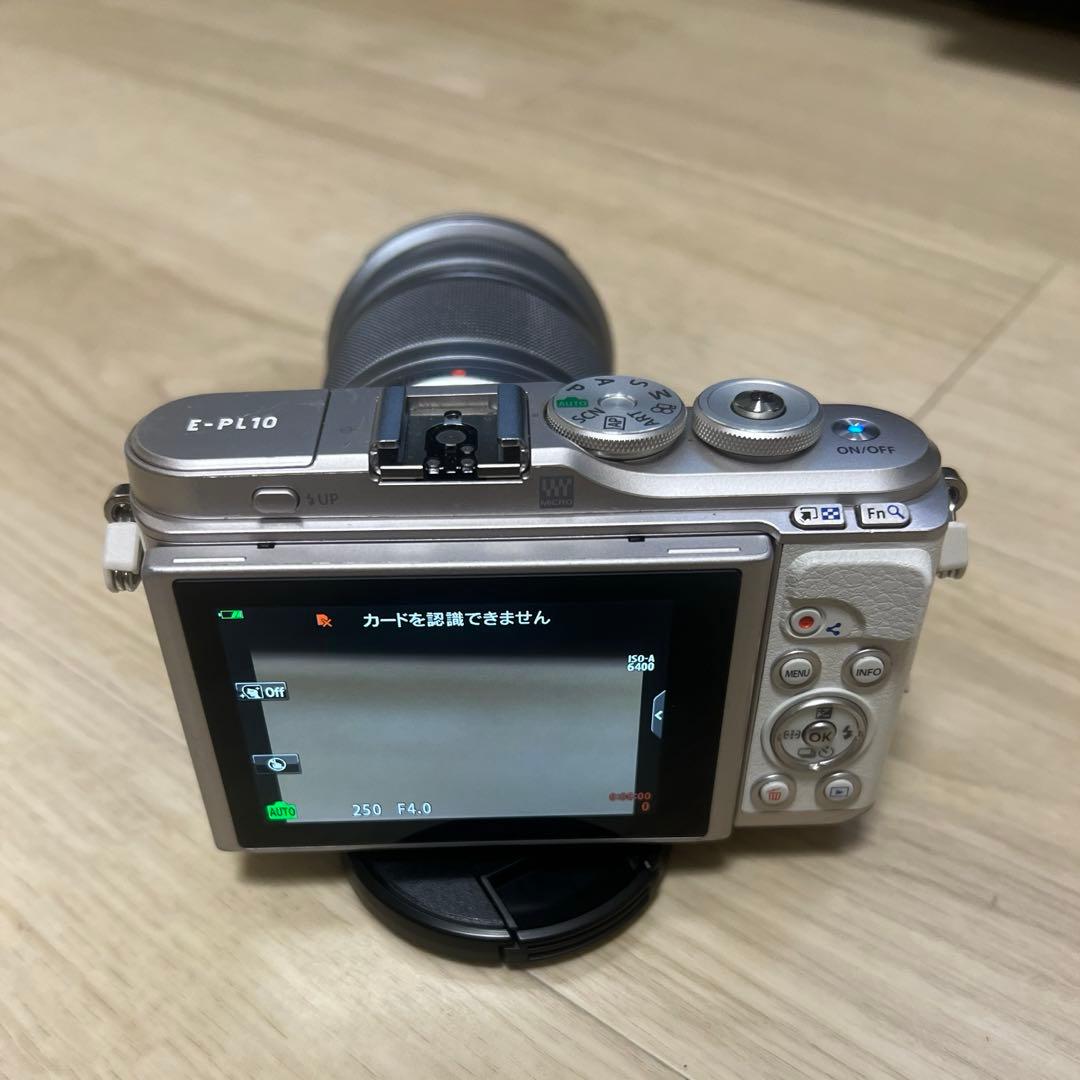 OLYMPUS E-PL10 レンズキット