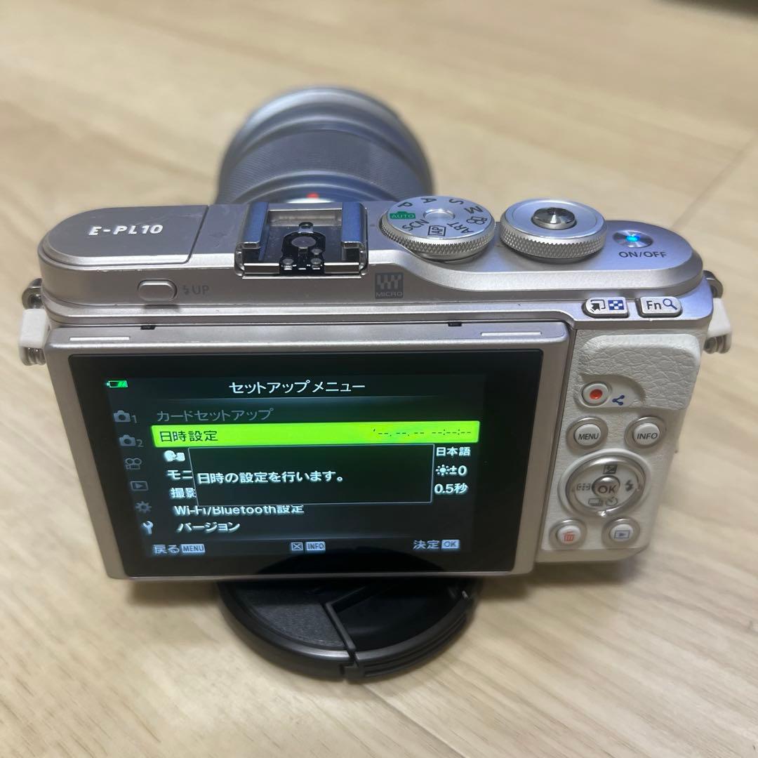 OLYMPUS E-PL10 レンズキット