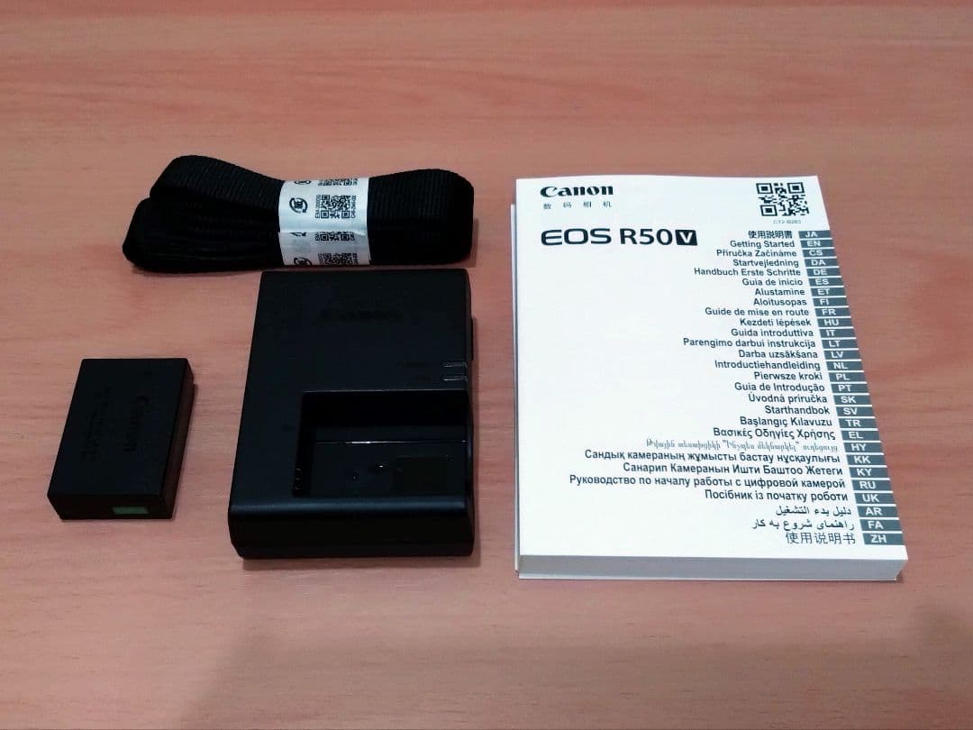 【24日まで】Canon EOS R50 V ボディ