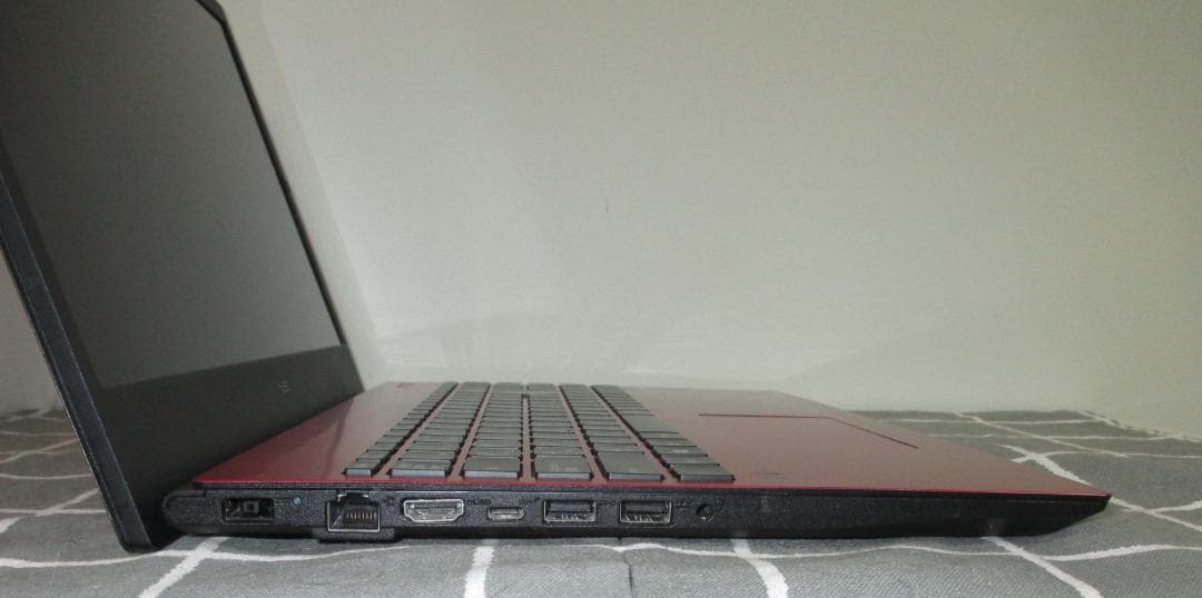 NECノートPC Ryzen7 バッテリー99％、本体も超美品！