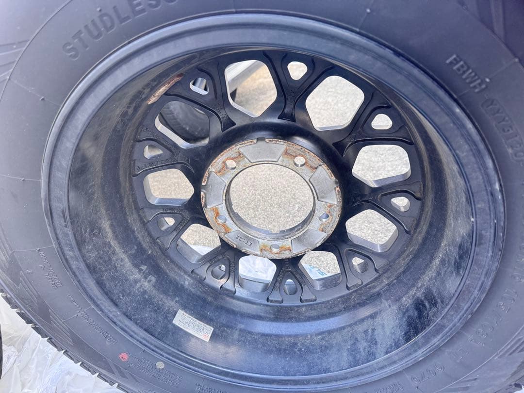 ジムニー　185/85R/16 LT GO75 YOKOHAMA　アイスガード