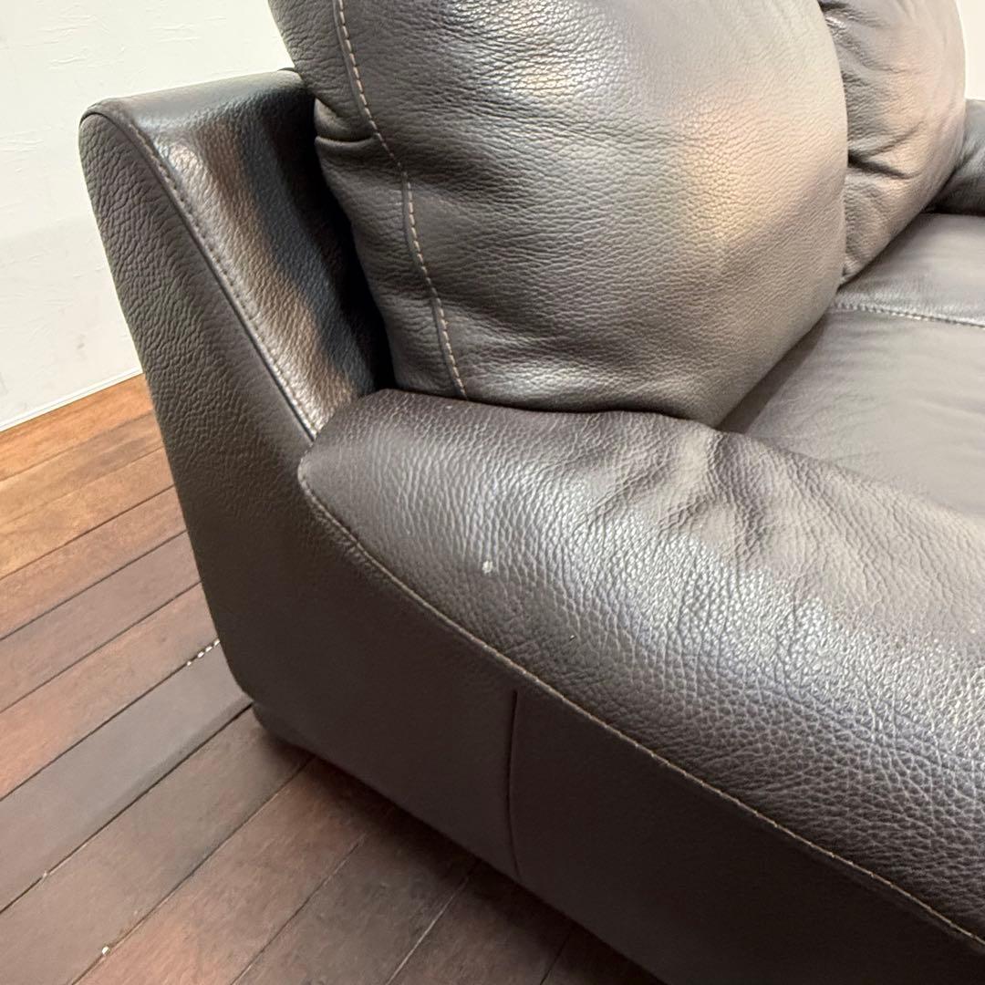 H112K72 IDC大塚家具 L/S コンフォート 黒革張り 3人掛けソファ