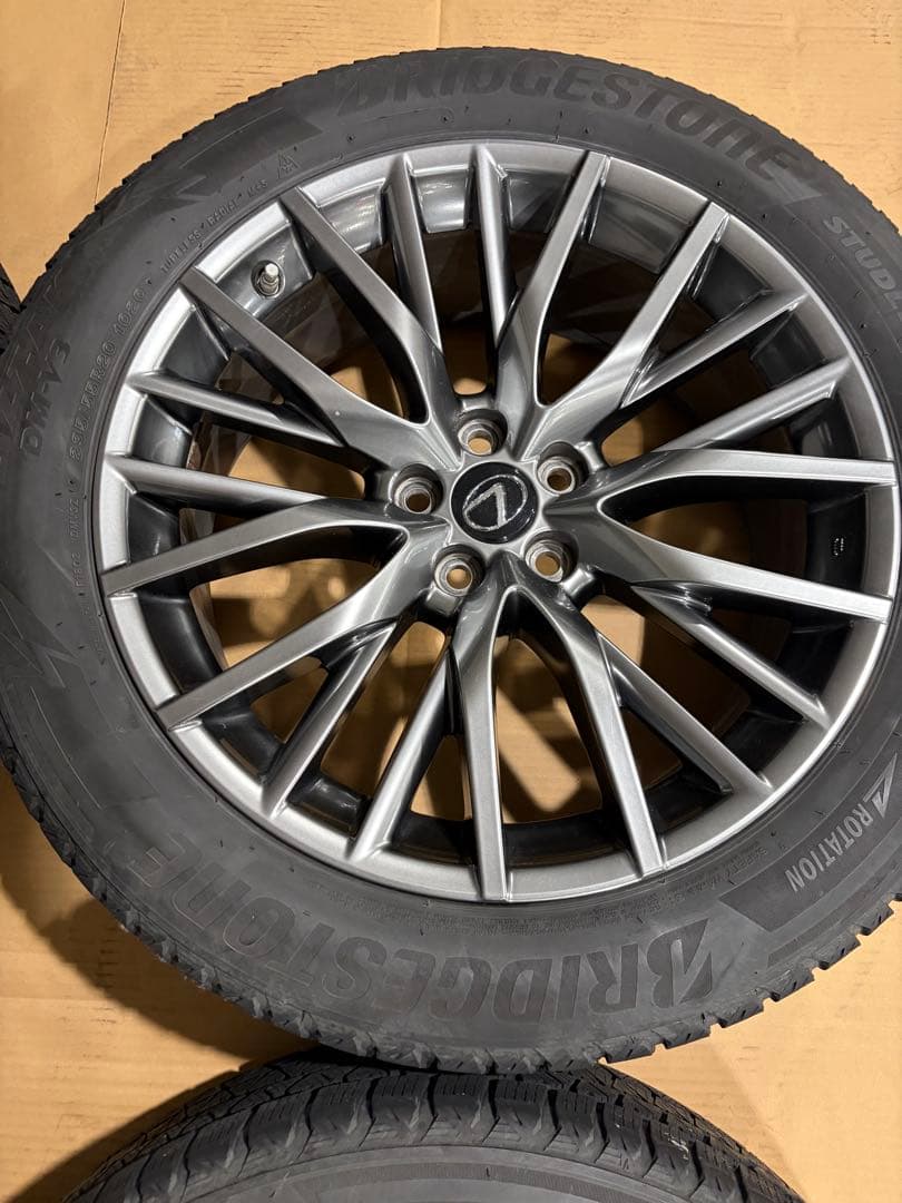 レクサスRX450h Fスポーツ　スタッドレスタイヤ純正ホイールセット