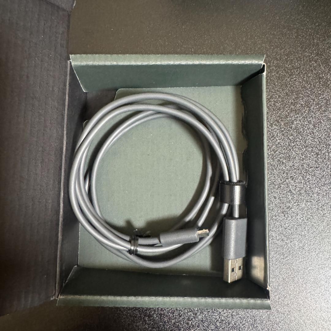 Logitech ワイヤレストラックボールマウス（ケース付き）