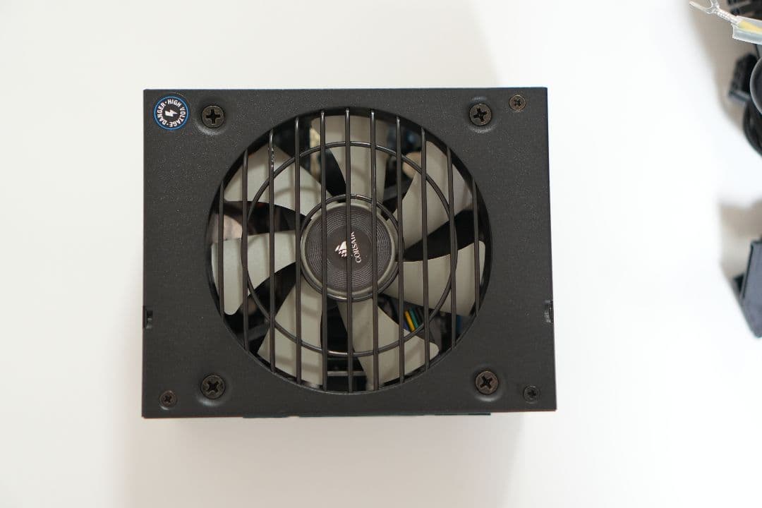 CORSAIR SF450 SFX 450W電源 80PLUS プラチナ認証