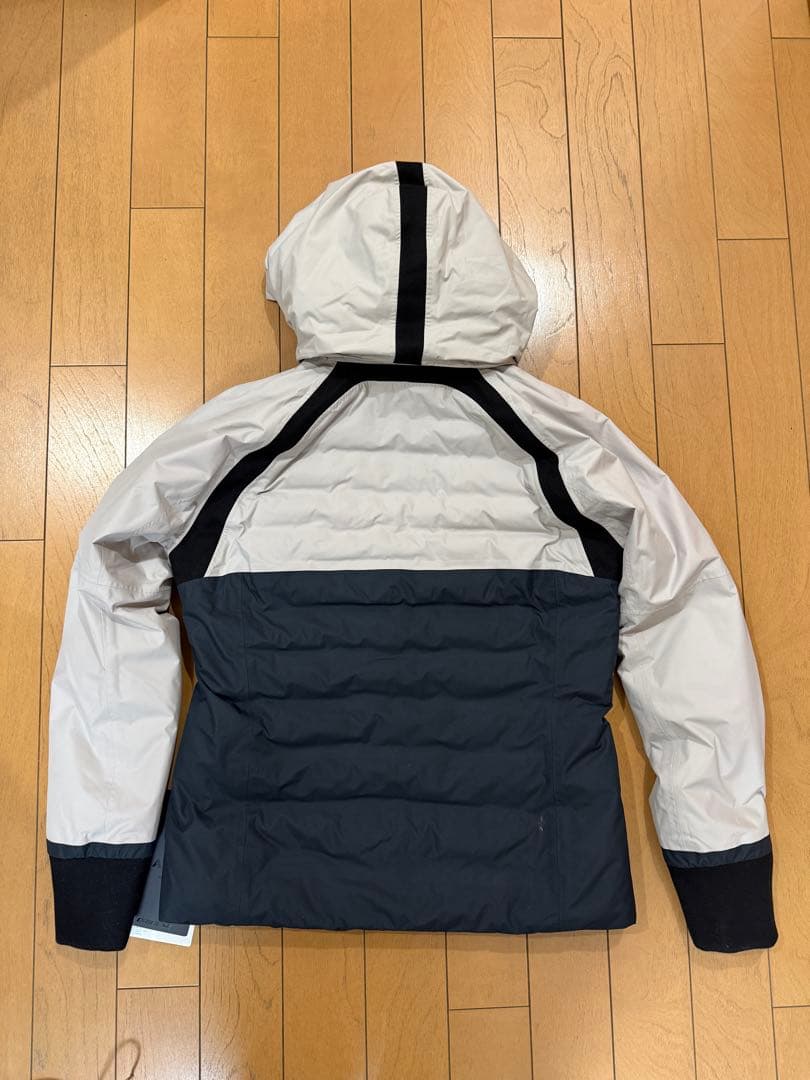 未使用定価10万超 ダイネーゼDAINESE ダウンジャケット スキー スノボ