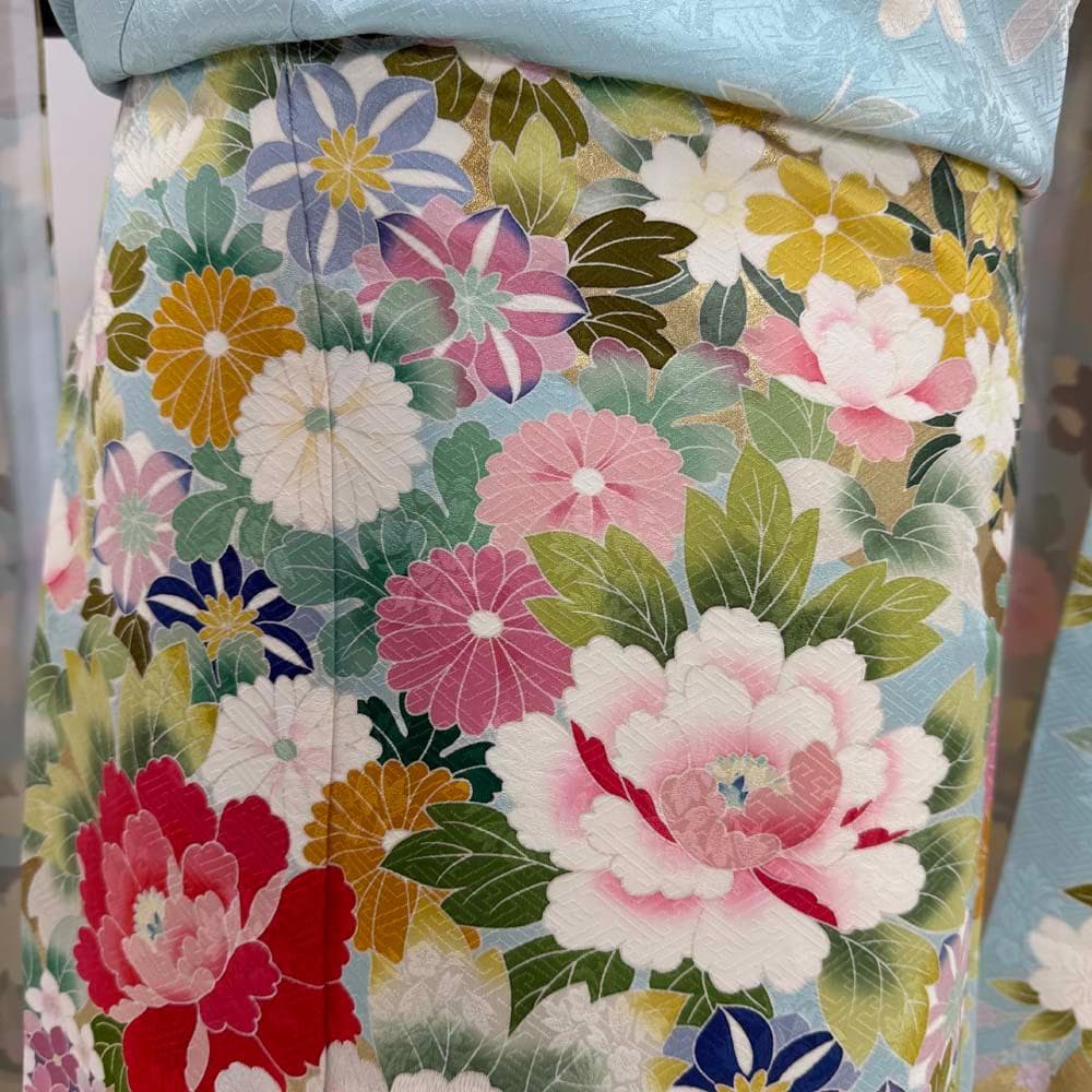 振袖 正絹 水色 古典花柄　裄69.5㎝ 　成人式 中古 D-107