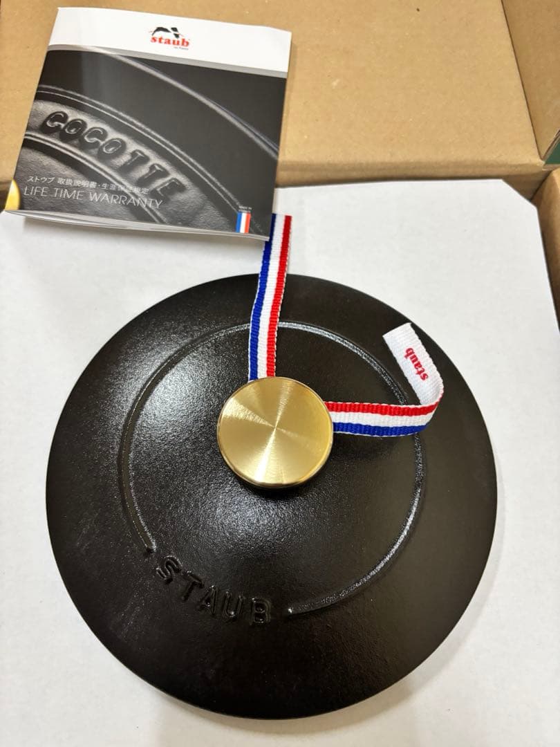 ストウブ　ラ・ココット de GOHAN M 16 cm ブラック