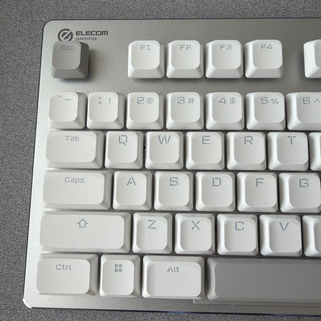 VK720AL ロープロファイルゲーミングキーボード ラピトリ ホワイト