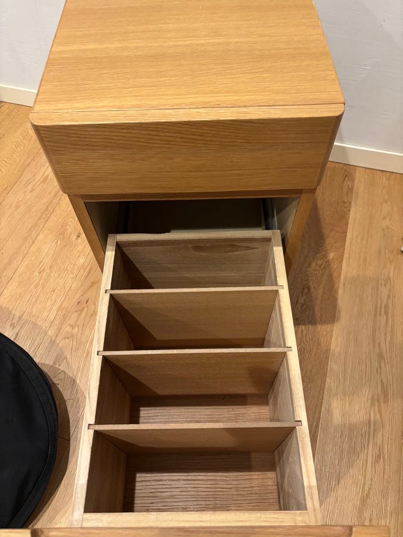 アクタス　ウッドキャビネット 2引き出し