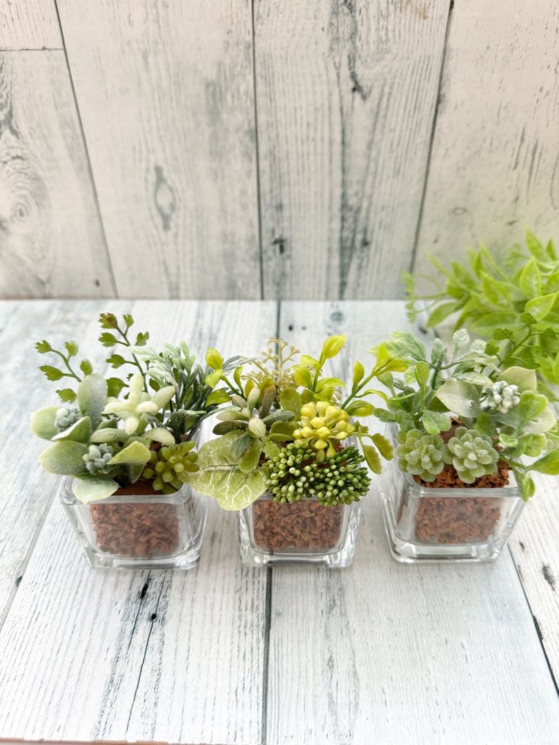 再販ガラスポットｂフェイクグリーン寄せ植え風アレンジ▫️フェイク多肉植物・観葉植物