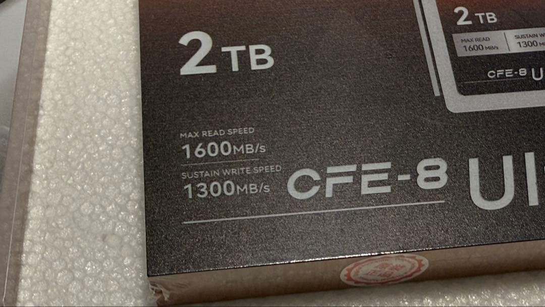 PERGEAR CFExpress-B 2TB メモリーカードとカードリーダー