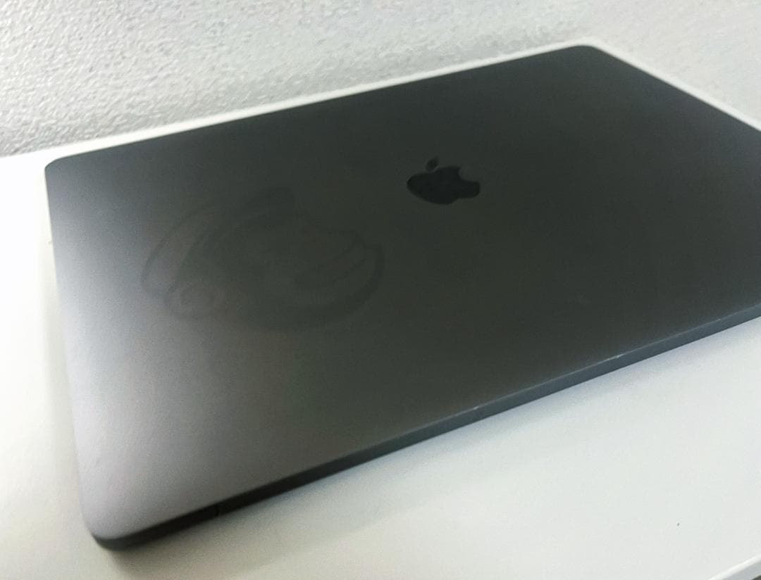 MacBook Pro 15インチ 2019 / メモリ16GB / 256GB