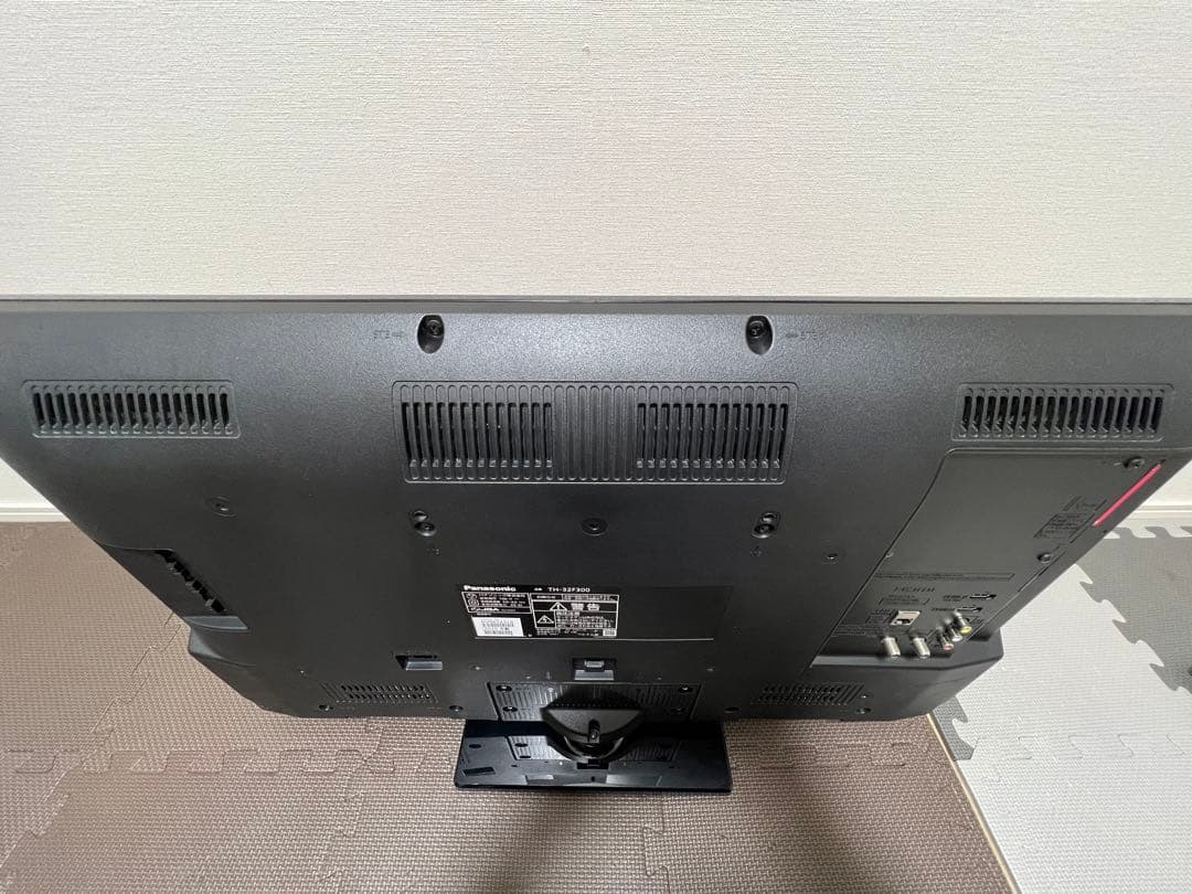 2019年製　Panasonic TH-32F300 32インチテレビ