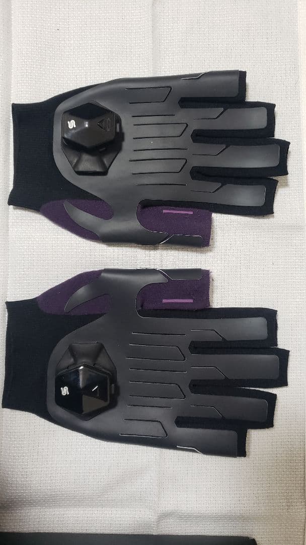 PC用ゲームコントローラー・コンバーター StretchSense Reality XR Game Glove (M)