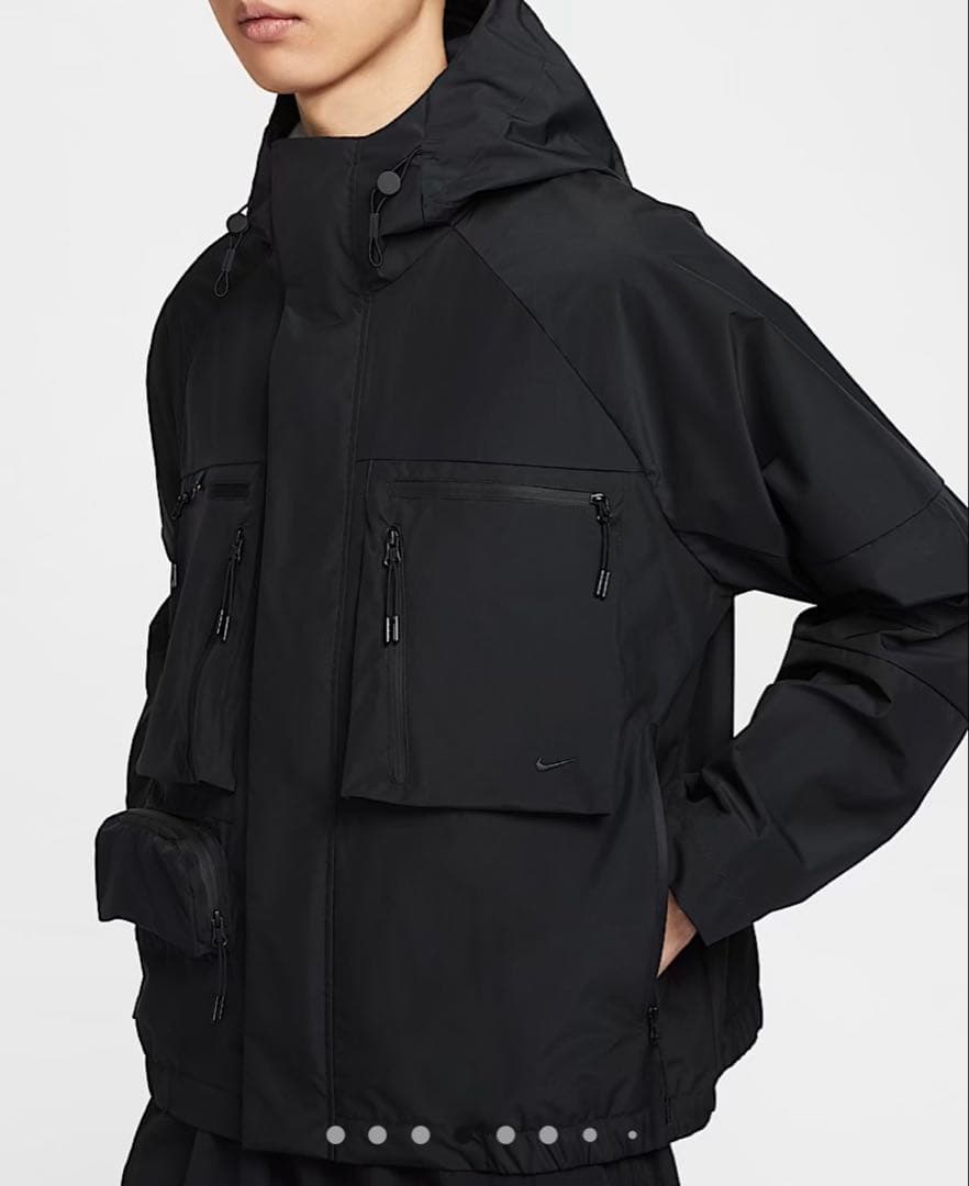 【限定】定価3万円ナイキ スポーツウェア テック