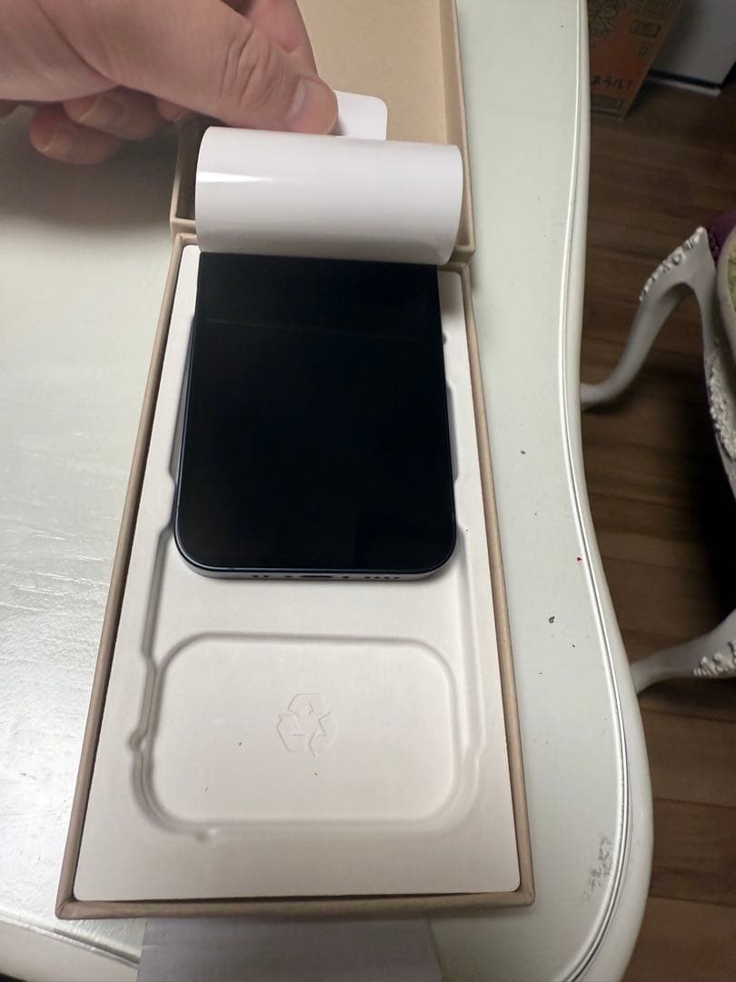 Apple iPhone 13mini本体simフリー