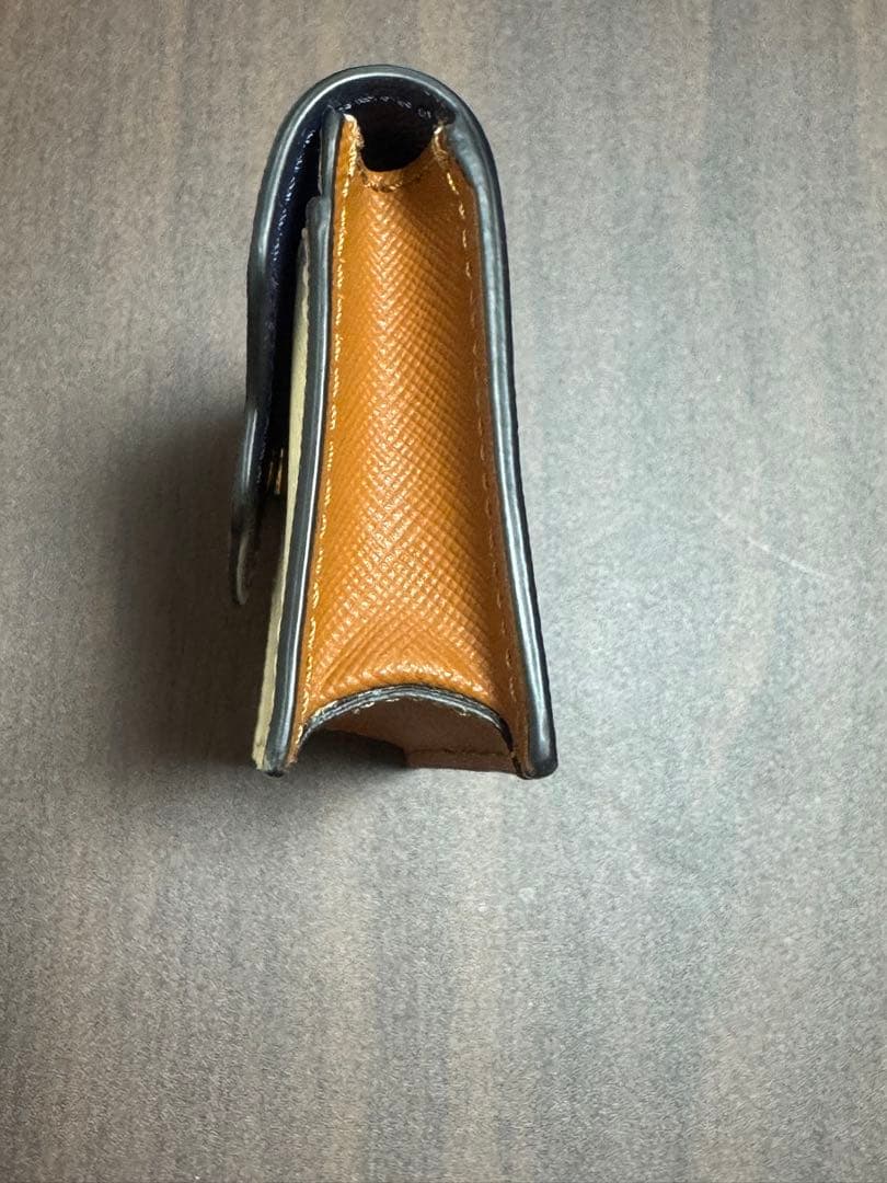 【美品】MARNI 名刺入れ　箱付き