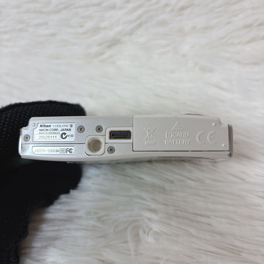 【美品】 Nikon COOLPIX S8 ホワイト 付属品多数 動作OK