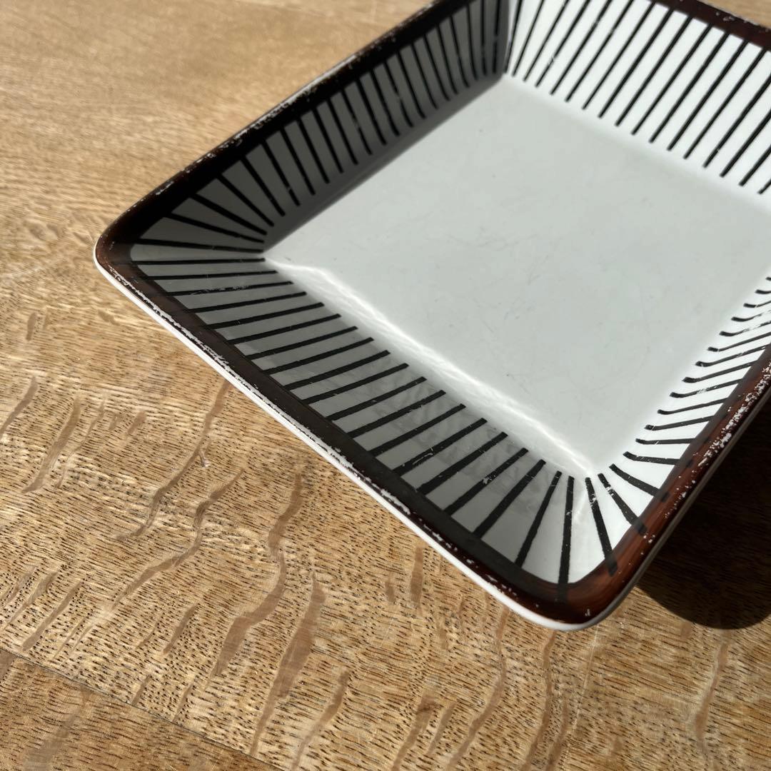 グスタフスベリ　スピサリブ　プレート