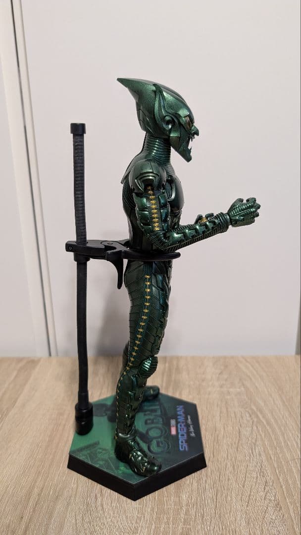 ホットトイズ 1/6スケール グリーンゴブリン フィギュア