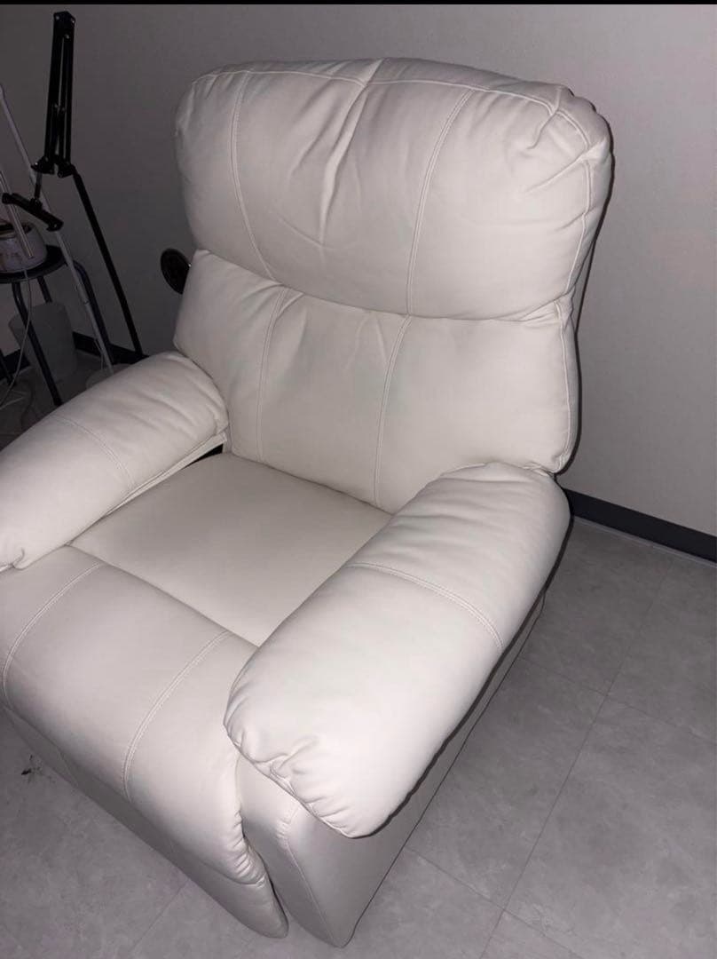 ホワイト PU リクライニングソファ