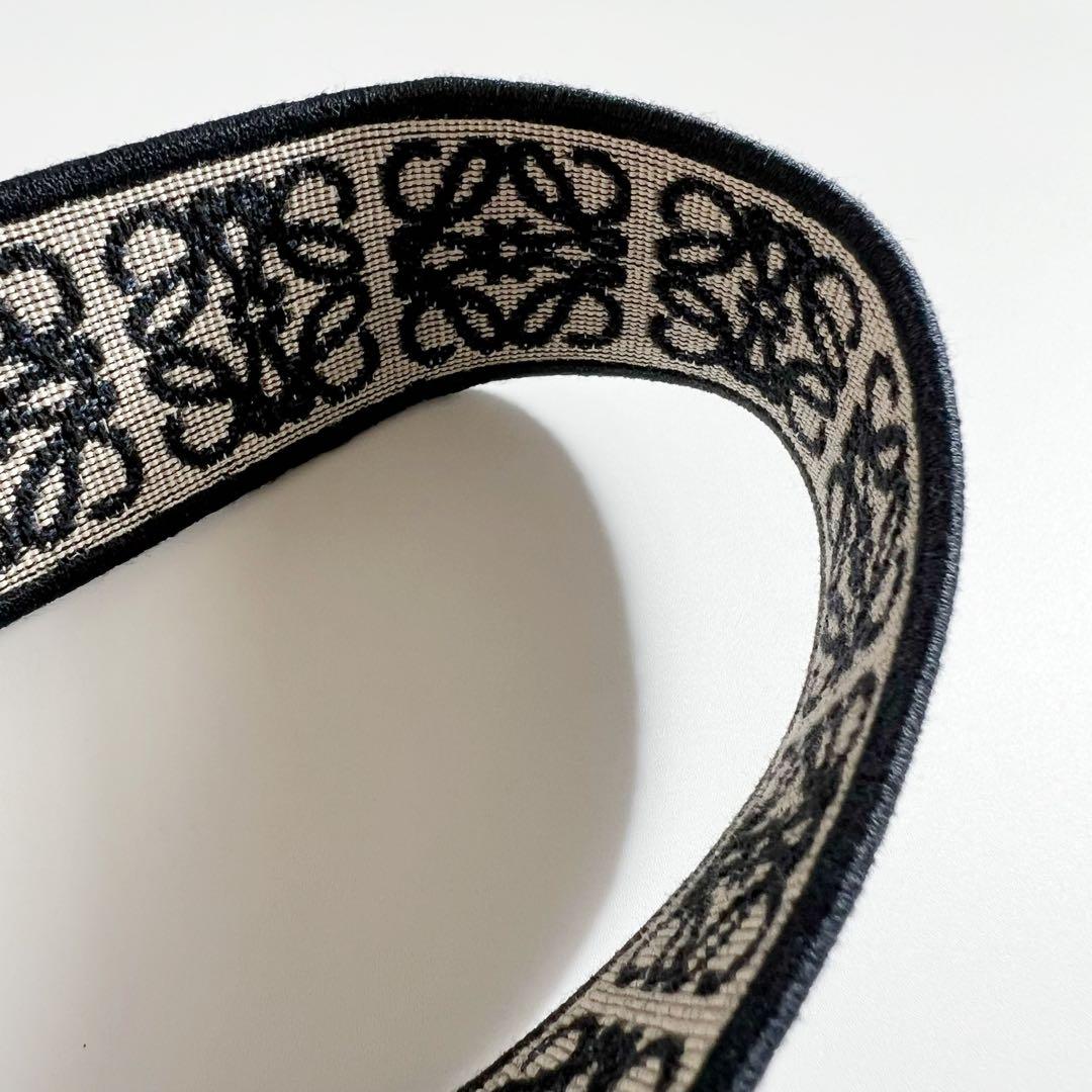 美品 ロエベ アナグラムロゴ　ジャガード＆カーフ　ショルダーバッグストラップ