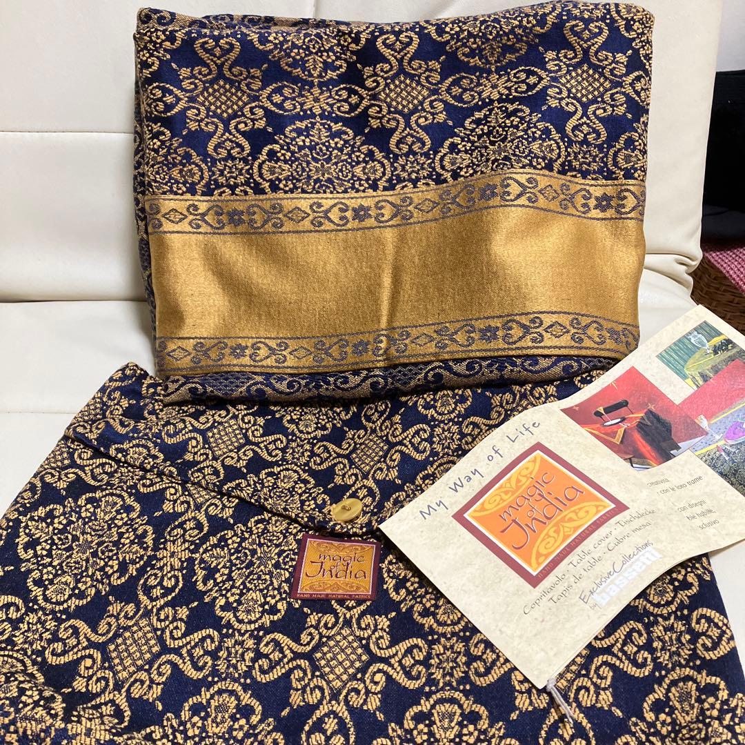 未使用品　bassettiテーブルクロス　ヴィンテージ　イタリア　ミラノで購入