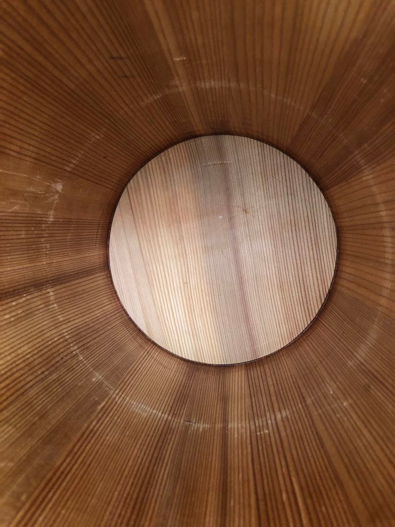 伝統工芸　天然秋田杉　傘立て　B級品