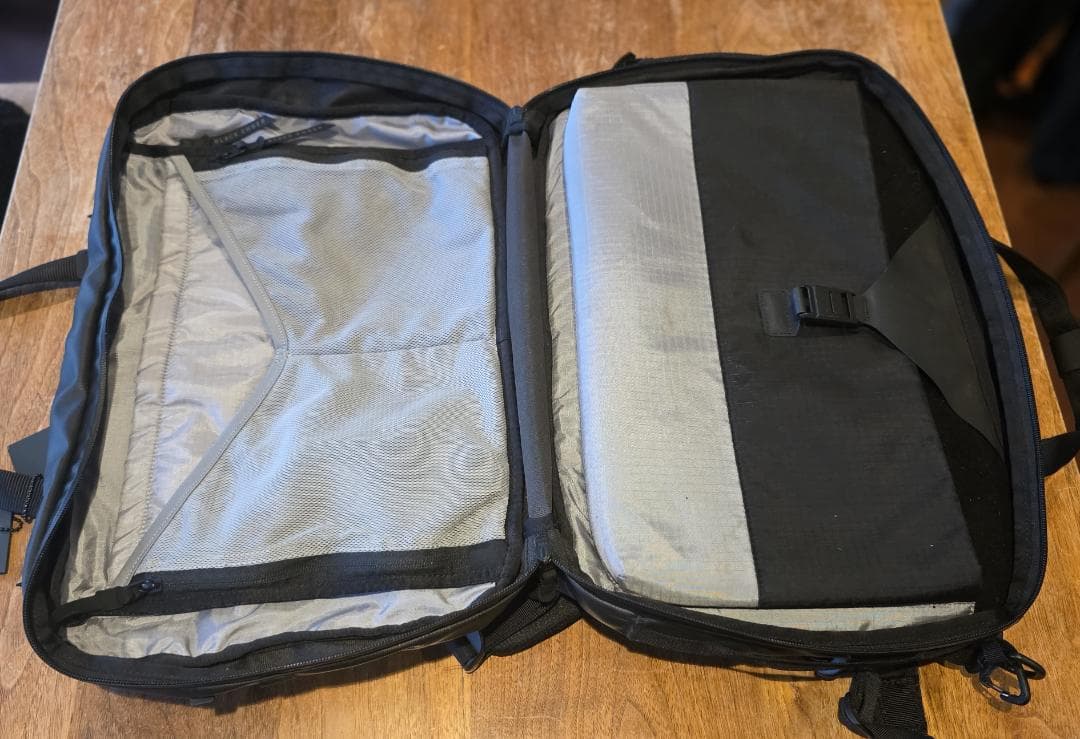 【希少・初期型】BLACK EMBER FORGE20 MAX / 800D素材