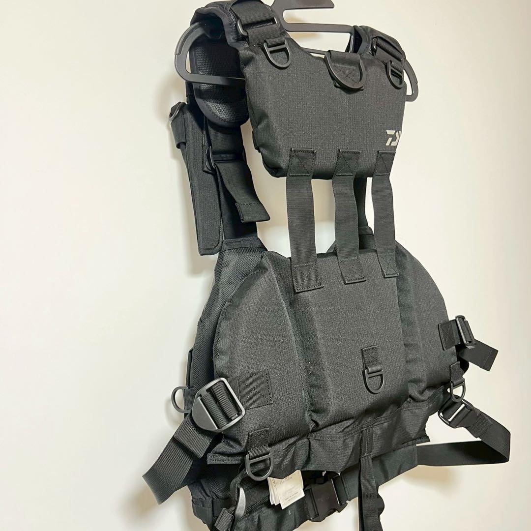 【ロックショアベスト】DAIWA DF-4023 FREE