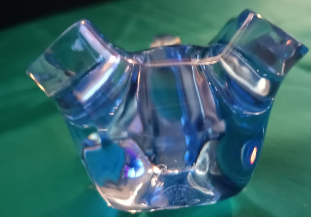 バカラ　BACCARAT　動物シリーズ　ブルーのゾウの置物